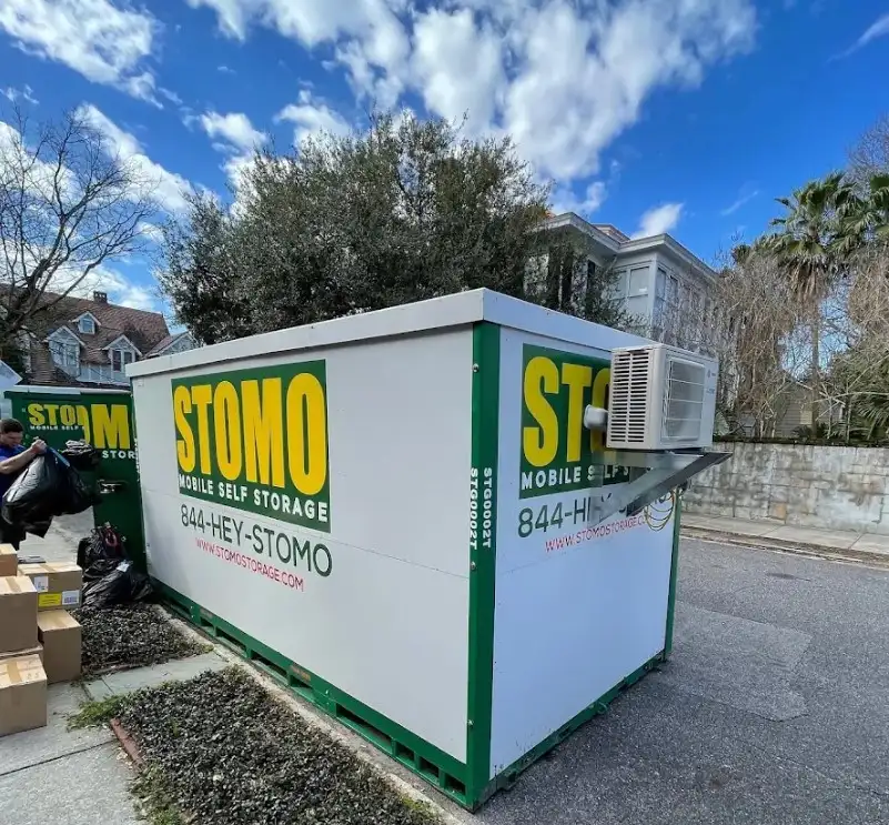 climate control portable storage containers